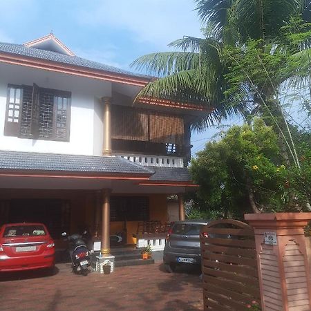 Navendu Homestay Alappuzha Ngoại thất bức ảnh